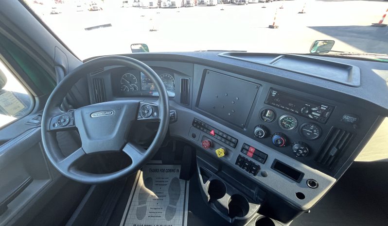 2020 FREIGHTLINER CASCADIA full