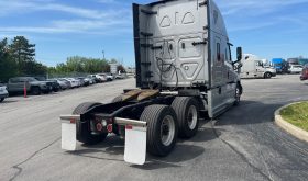 2020 FREIGHTLINER CASCADIA