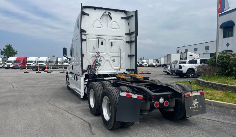 2022 FREIGHTLINER CASCADIA