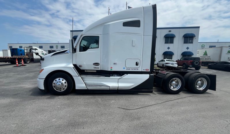 2023 KENWORTH T680