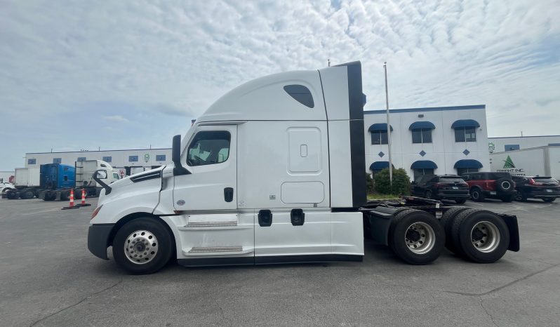 2024 FREIGHTLINER CASCADIA full