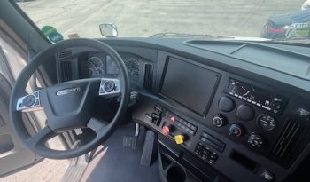 2025 FREIGHTLINER CASCADIA full