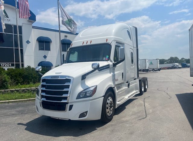 2025 FREIGHTLINER CASCADIA