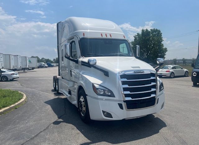 2025 FREIGHTLINER CASCADIA