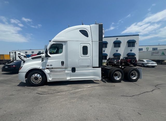 2025 FREIGHTLINER CASCADIA