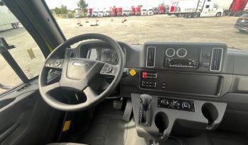 2025 FREIGHTLINER M2 106PLUS full