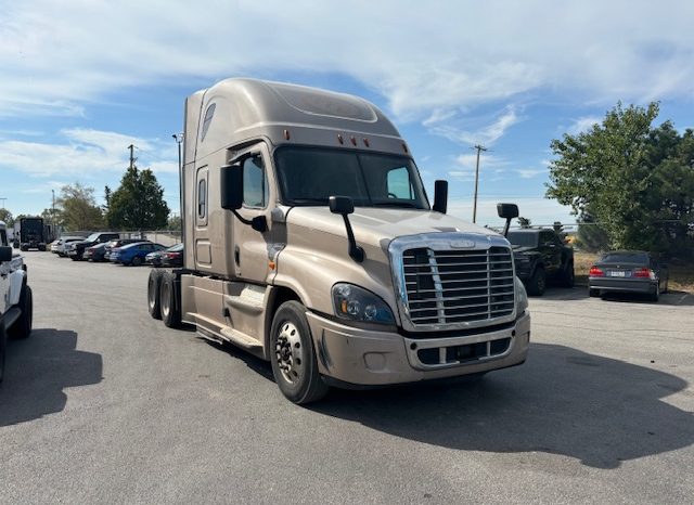 FREIGHTLINER CASCADIA 2017