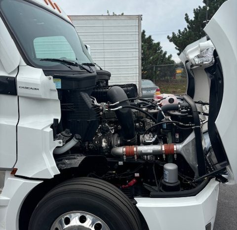 2025 FREIGHTLINER CASCADIA full