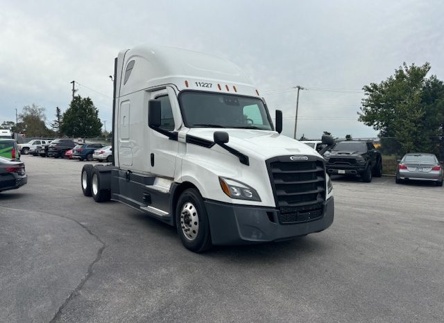 2021 FREIGHTLINER CASCADIA