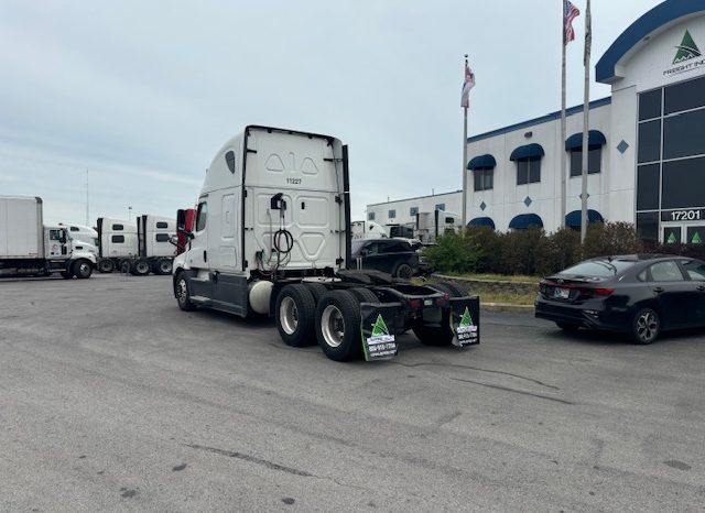 2021 FREIGHTLINER CASCADIA full