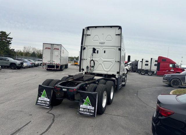 2021 FREIGHTLINER CASCADIA