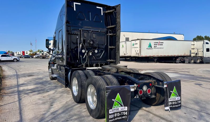 FREIGHTLINER CASCADIA 2021