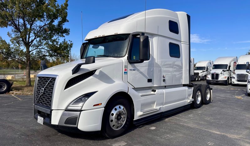 2024 VOLVO VNL860