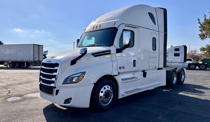 2025 FREIGHTLINER CASCADIA