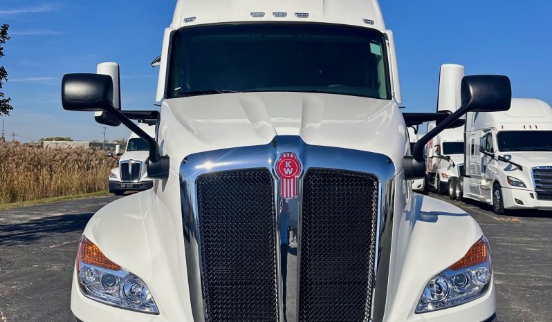 2025 KENWORTH T680