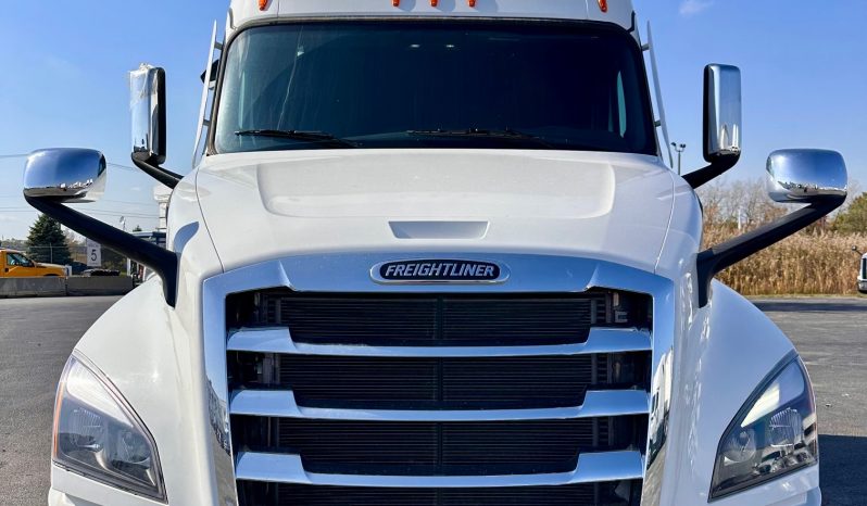 2025 FREIGHTLINER CASCADIA