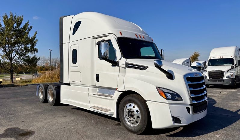 2025 FREIGHTLINER CASCADIA