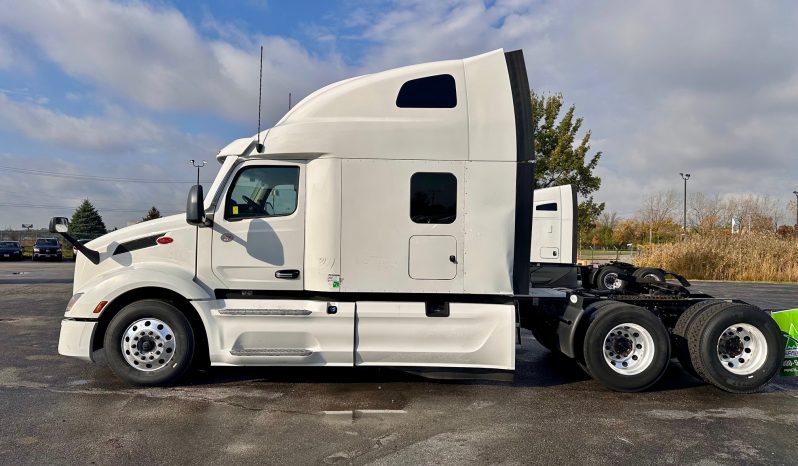 2023 PETERBILT 579 full