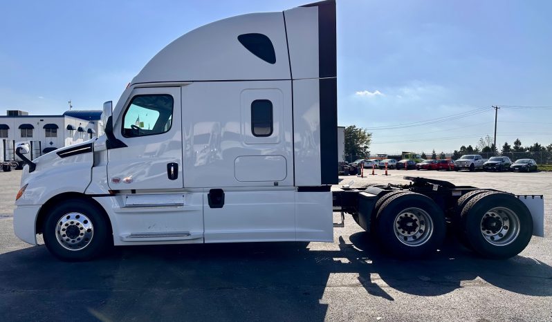 2025 FREIGHTLINER CASCADIA