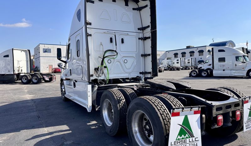 2025 FREIGHTLINER CASCADIA full