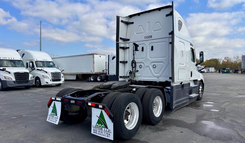 2021 FREIGHTLINER CASCADIA full