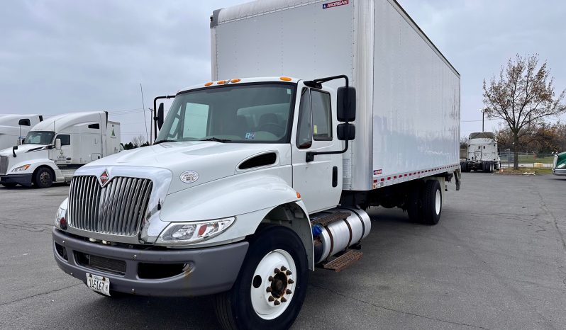 2019 INTERNATIONAL 4300