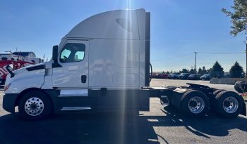 2021 FREIGHTLINER CASCADIA full