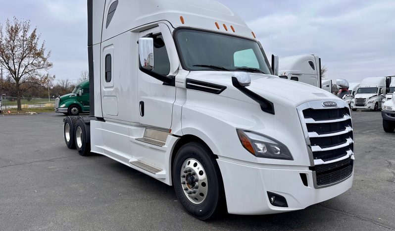 2025 FREIGHTLINER CASCADIA