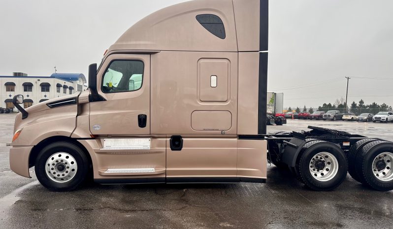 2020 FREIGHTLINER CASCADIA