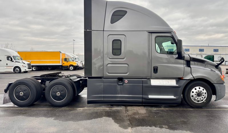 2021 FREIGHTLINER CASCADIA