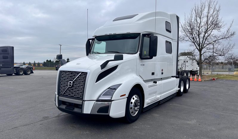 2024 VOLVO VNL860