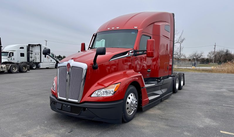 2025 KENWORTH T680