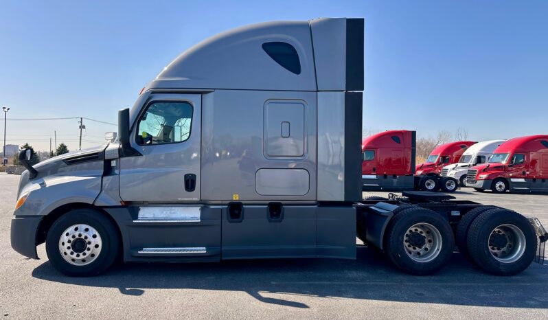 2021 Freightliner Cascadia