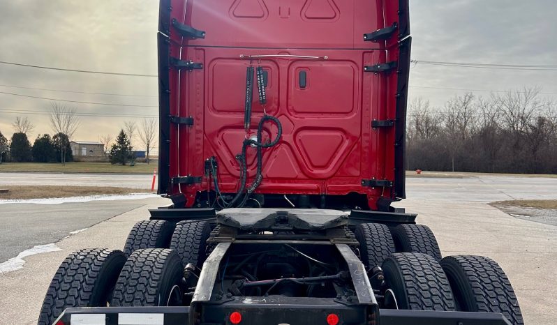 2020 Freightliner Cascadia