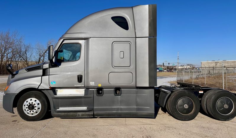 2021 FREIGHTLINER CASCADIA