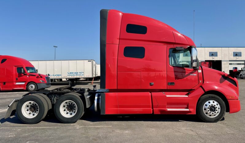 2022 Volvo VNL760