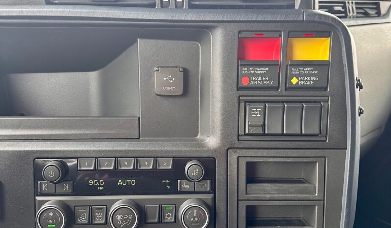 2026 Volvo VNL64T860 full
