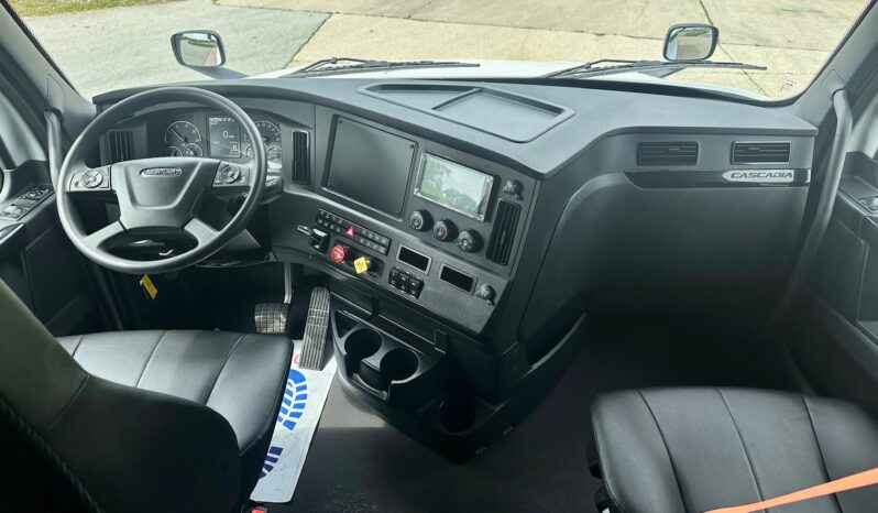 2026 Freightliner Cascadia full
