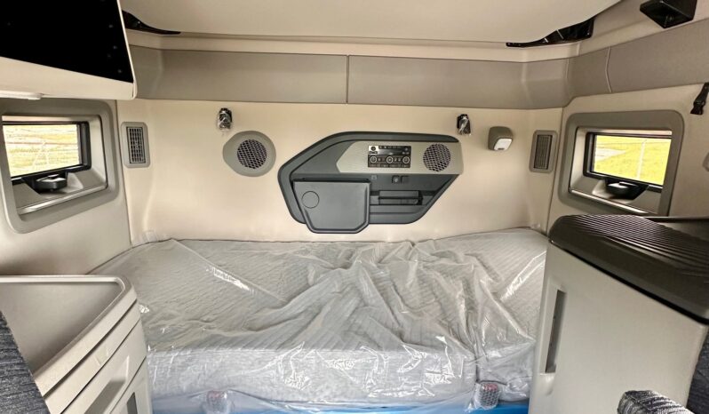 2026 Volvo VNL64T860 full