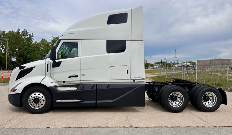 2026 Volvo VNL64T860