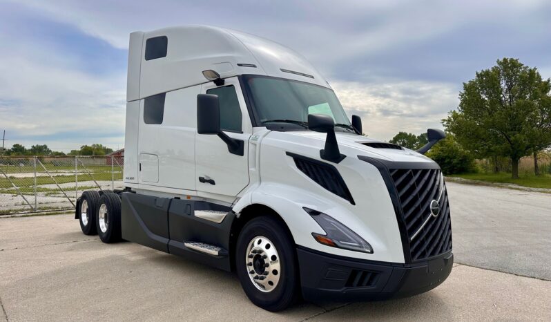 2026 Volvo VNL64T860