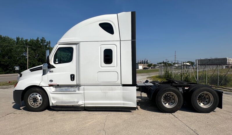 2022 FREIGHTLINER CASCADIA