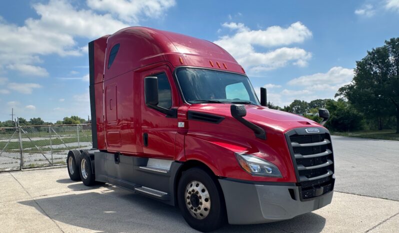 2020 FREIGHTLINER CASCADIA 126