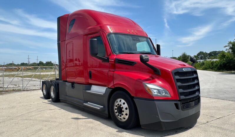 2020 FREIGHTLINER CASCADIA 126