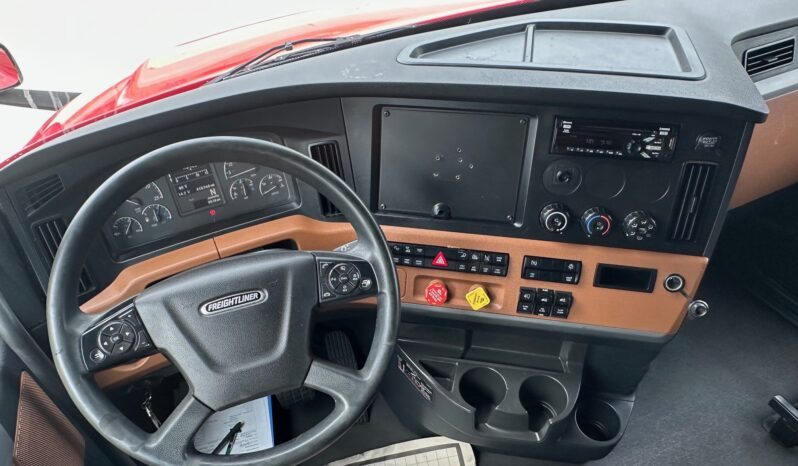 2020 FREIGHTLINER CASCADIA 126 full