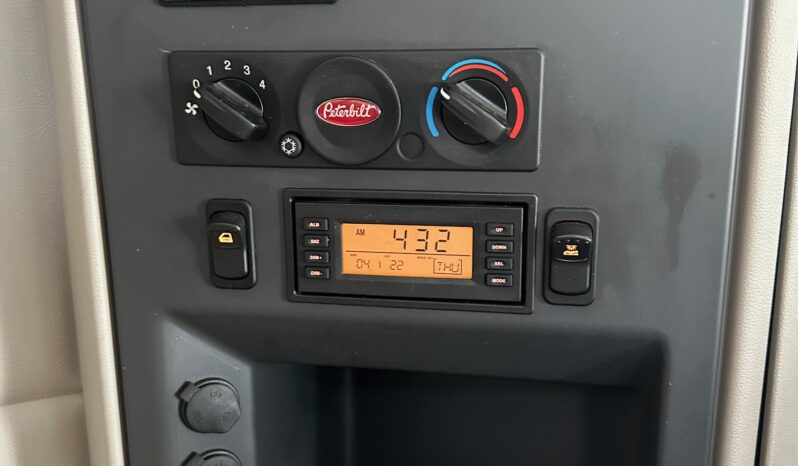 2023 PETERBILT 579 full