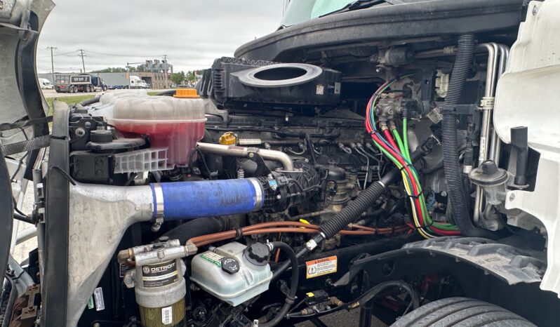2022 FREIGHTLINER CASCADIA full
