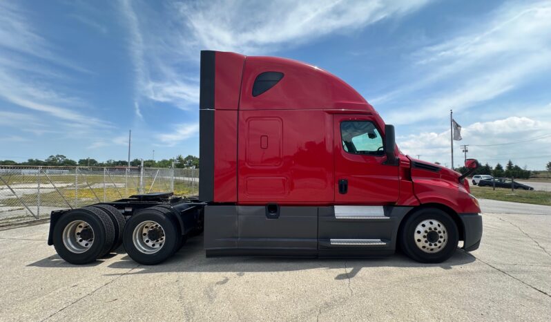 2020 FREIGHTLINER CASCADIA 126