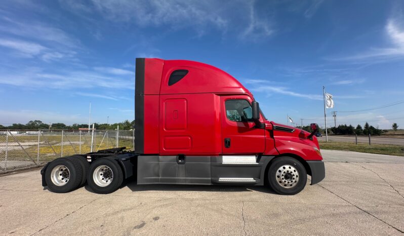 2020 FREIGHTLINER CASCADIA 126