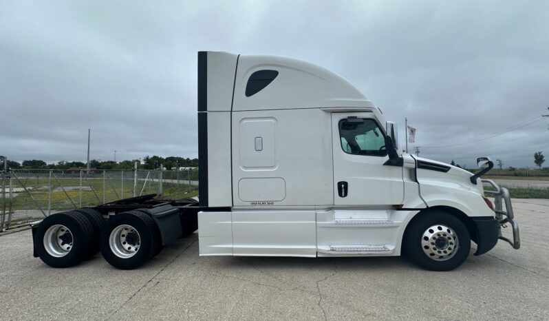 2022 FREIGHTLINER CASCADIA
